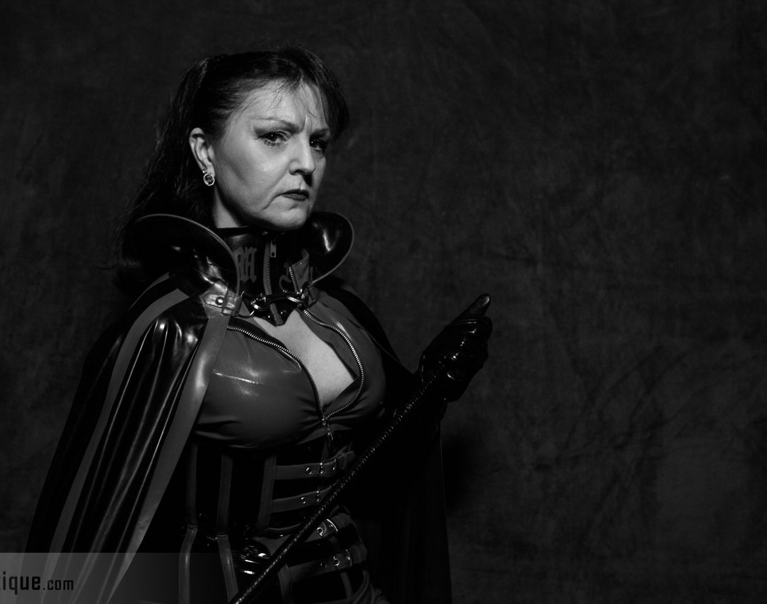 This stern latex queen just had to be the winner of last month’s Sadistique photo contest